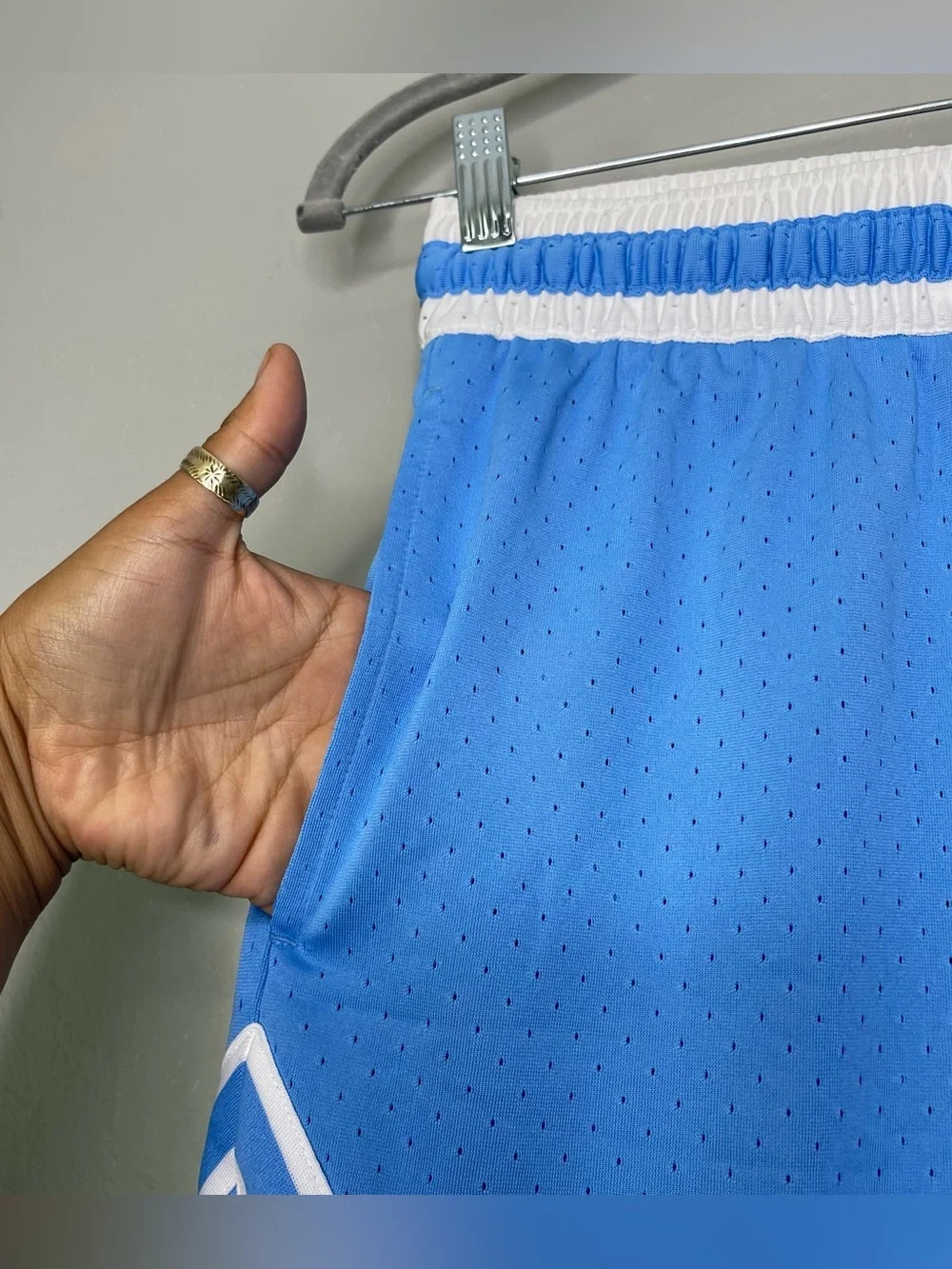 Nike Jordan Sport Men's Dri-FIT Mesh Diamond Shorts